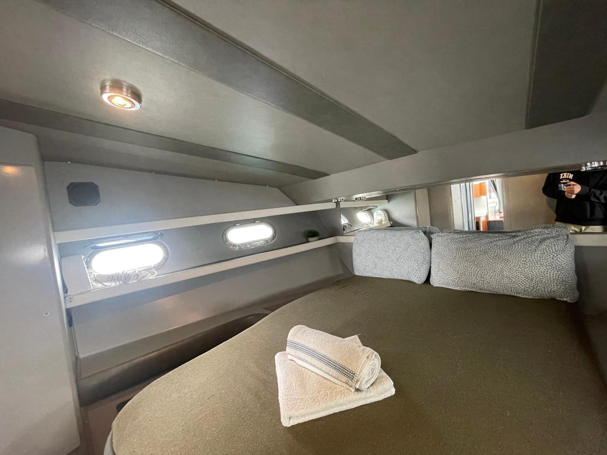 The Floating Home سان أدريان دي بيزوس المظهر الخارجي الصورة